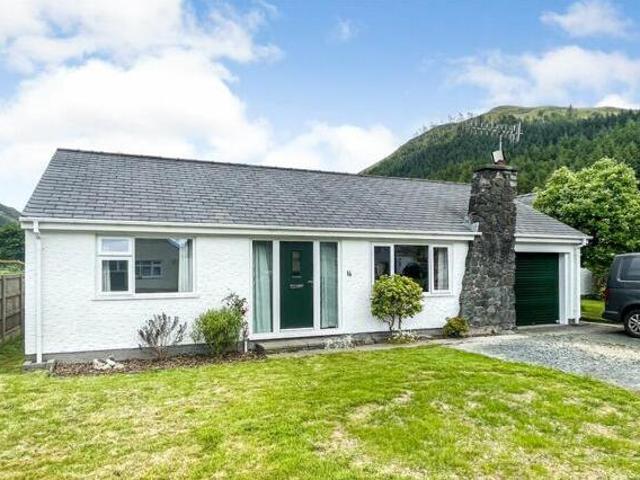 House for sale in Tywyn, Wales