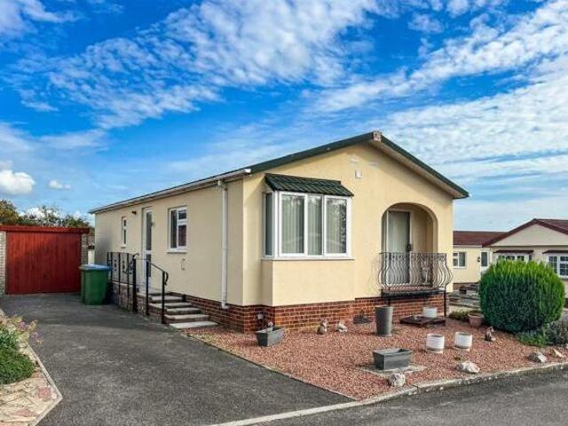 House for sale in Spring Vale, Hampshire