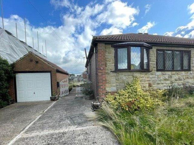 House for sale in Crigglestone, West Yorkshire