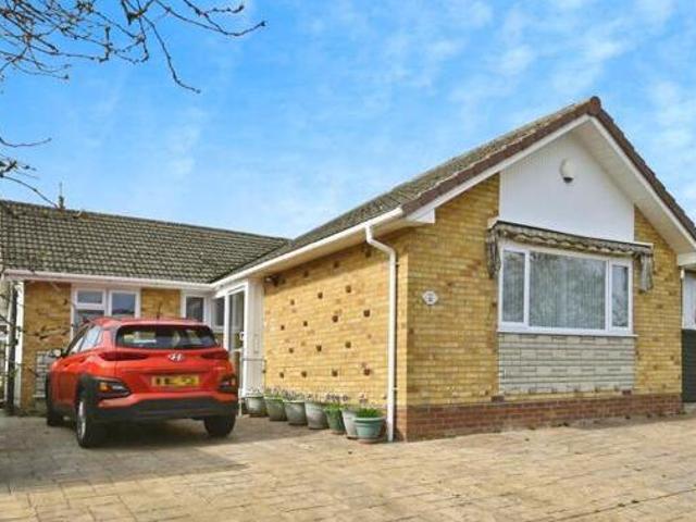 House for sale in Spring Vale, Hampshire