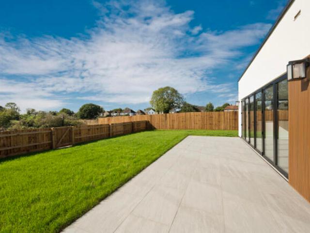 Bungalow for sale in Swallow, Buckinghamshire