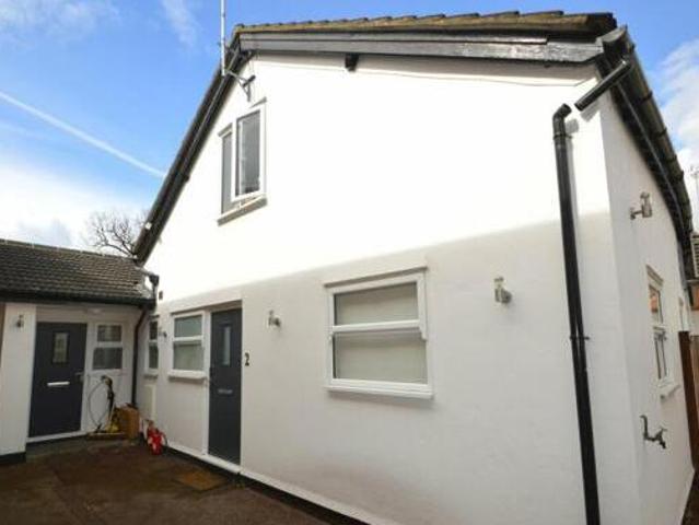 House for sale in Weybridge, Elmbridge