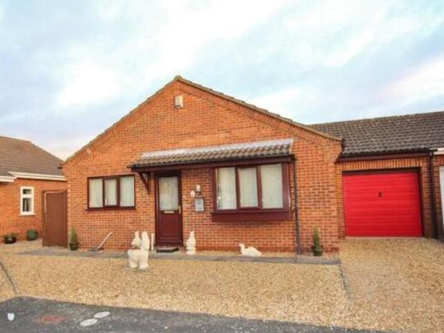 House for sale in Hampton Green, Cambridgeshire