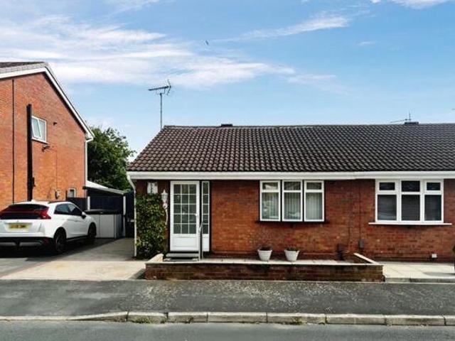 House for sale in Widnes