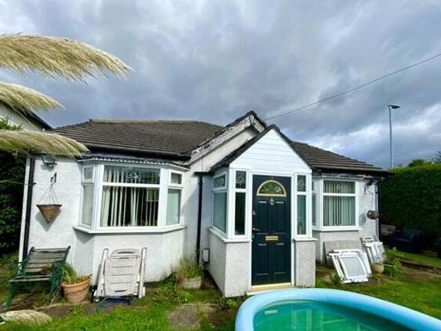 House for sale in Colshaw Farm, Wilmslow