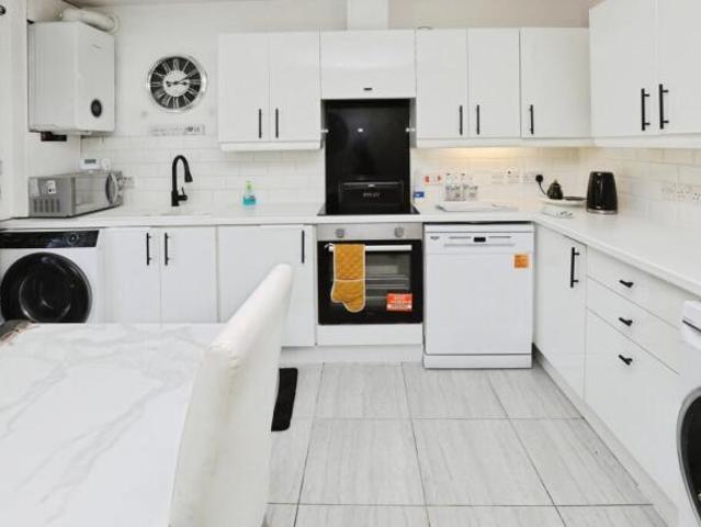 Bungalow for sale in Calderstones