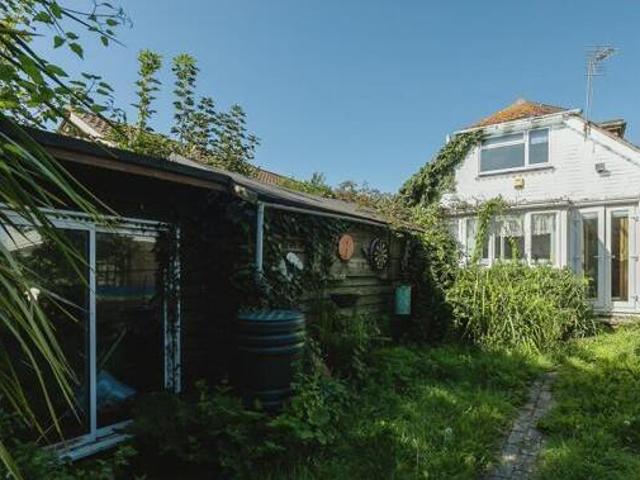 House for sale in Heathlands, East Sussex