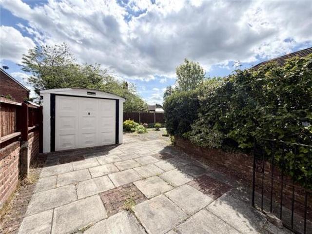 Bungalow for sale