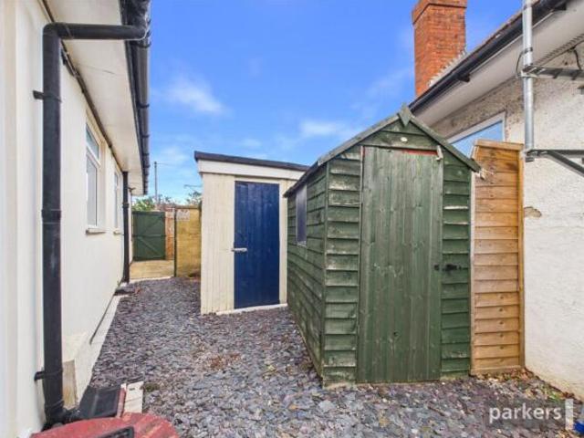 Bungalow for sale in The Reading Room, Kintbury