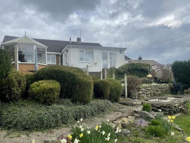 House for sale in Holmfirth, West Yorkshire