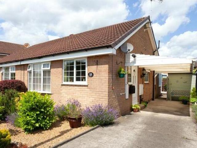 House for sale in High Field, York