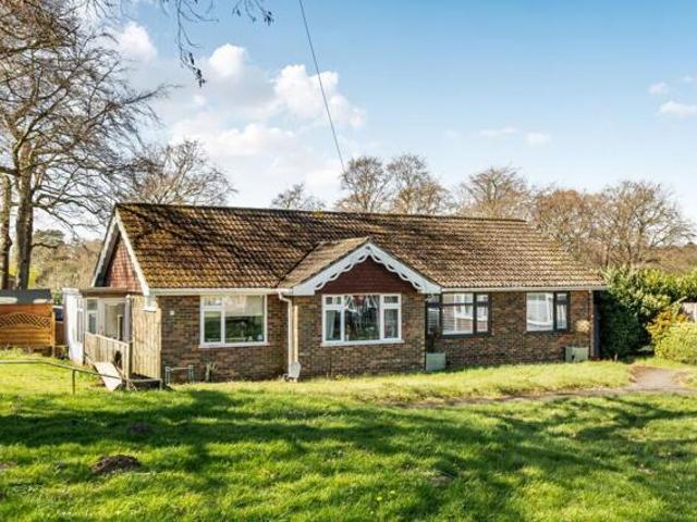 Bungalow for sale in Headley, Pachesham Park