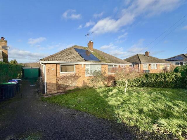 Bungalow for sale in Annesley Woodhouse, East Midlands