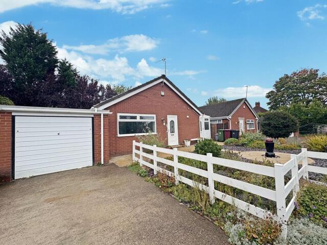 Bungalow for sale in Daisy Hill, Westhoughton