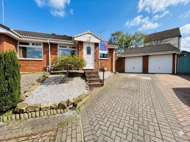 Bungalow for sale in Armley, West Yorkshire