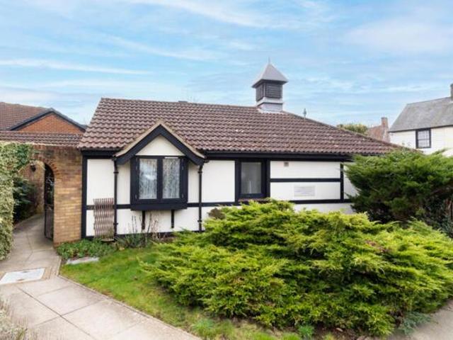 Bungalow for sale in Sawbridgeworth, Colliers End