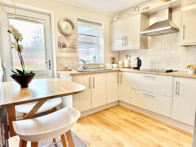 Bungalow for sale in Tewkesbury, Pamington