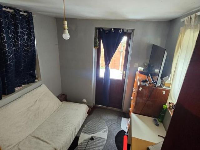 House for rent in Royal Borough of Kingston upon Thames, Greater London