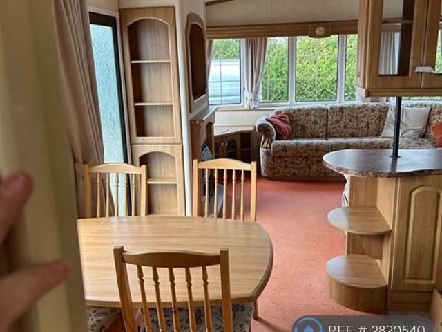 Park Home for rent in Evershot, Oxfordshire
