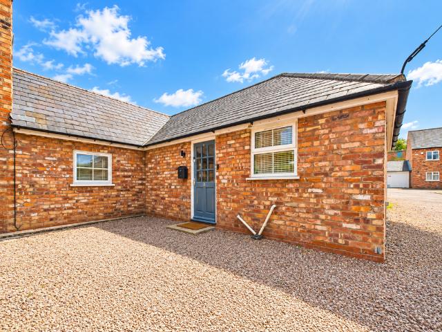 Bungalow for rent in Bull Ring, Worcester
