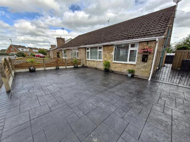 Bungalow for rent in Camp Hill, Warwickshire