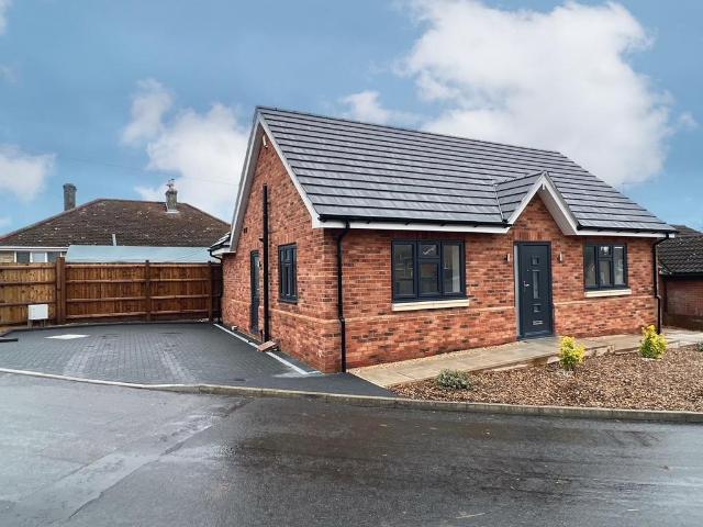 Bungalow for rent in Barway, Cambridgeshire