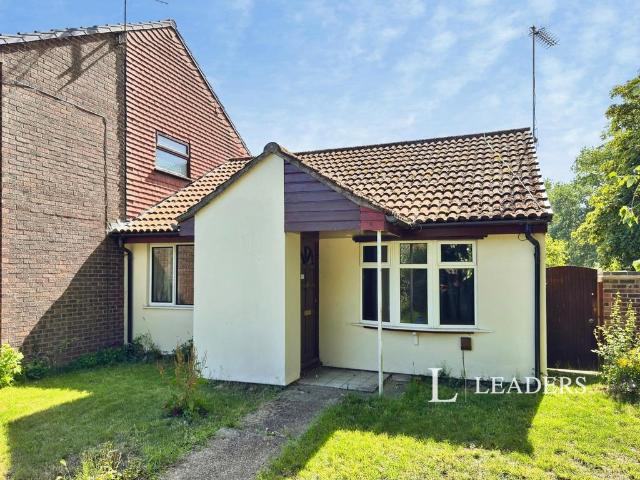 Bungalow for rent in Eastbridge, Suffolk