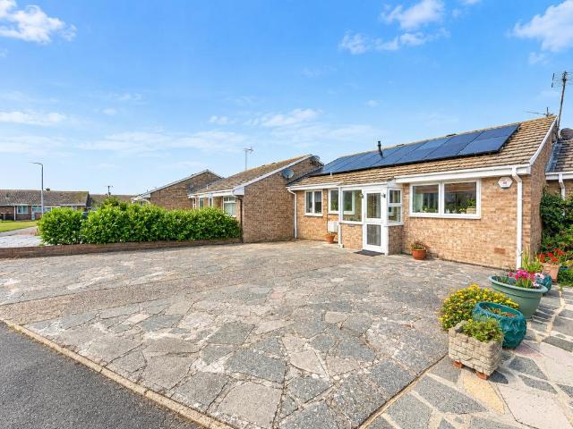 Bungalow for rent in Palm Bay, Thanet