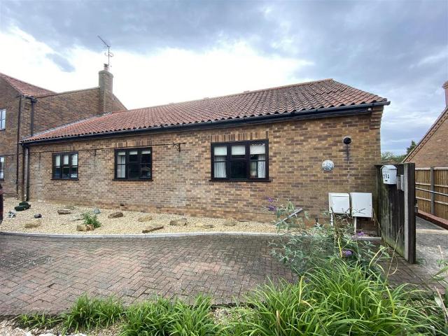 Bungalow for rent in Denver, King's Lynn and West Norfolk