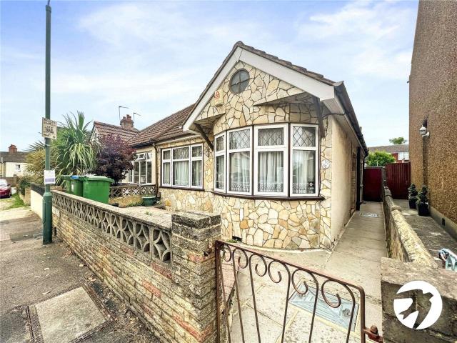 House for rent in London Borough of Bexley, Greater London