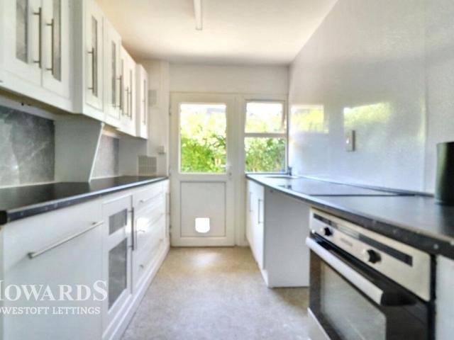 Bungalow for rent in Burgh St Peter, Norfolk