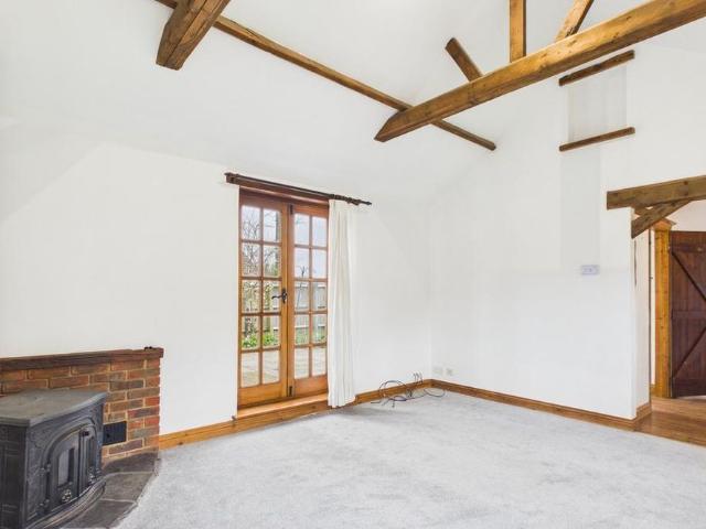 House for rent in Cryers Hill, Great Kingshill