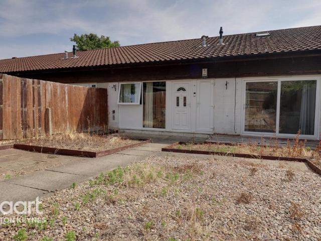 Bungalow for rent in Fenny Stratford, Milton Keynes
