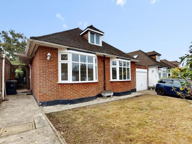 Bungalow for rent in Crofton, Greater London