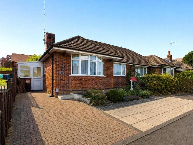 Bungalow for rent in Leisure Village, Kettering