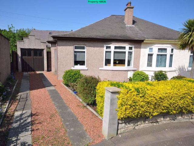 Bungalow for rent in Craigentinny, Scotland