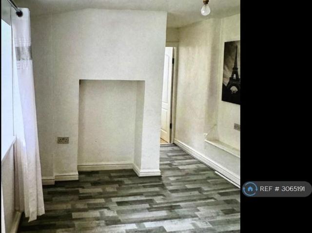 House for rent in Bryndioddef, Adpar