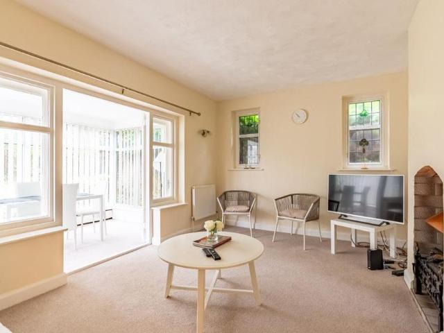 House for rent in Park Street, St Albans