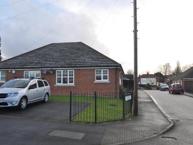 Bungalow for rent in South Yorkshire