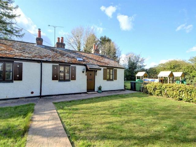 Bungalow for rent in Bolton Low Houses, Hampshire