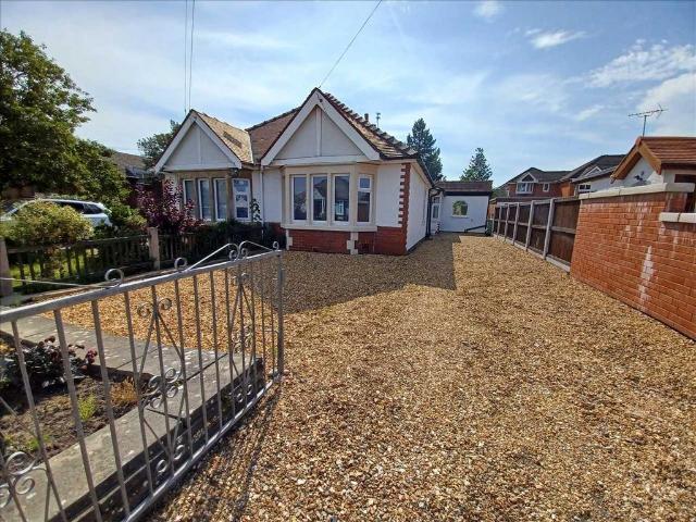 Bungalow for rent in St Annes, Lytham
