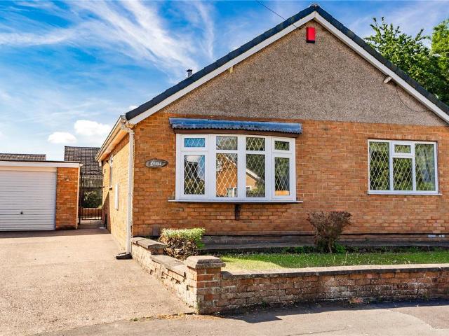 Bungalow for rent in Immingham, North East Lincolnshire