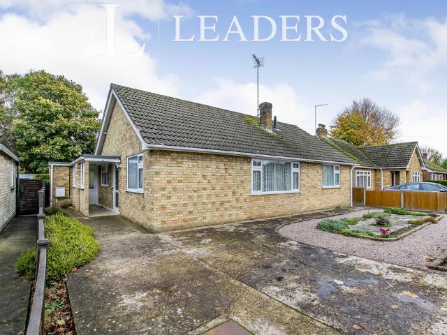 Bungalow for rent in Clay Lake, Gosberton Clough