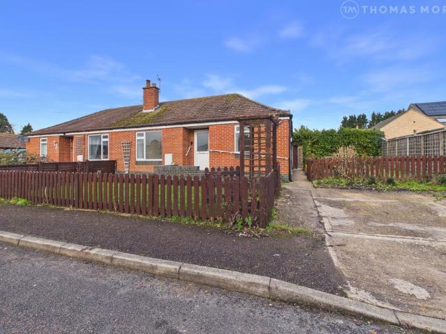 Bungalow for rent in The Stukeleys, Huntingdon