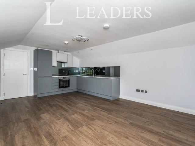 Bungalow for rent in Ashurst Bridge, Hampshire
