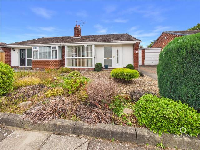 Bungalow for rent in Whickham, Tyne And Wear
