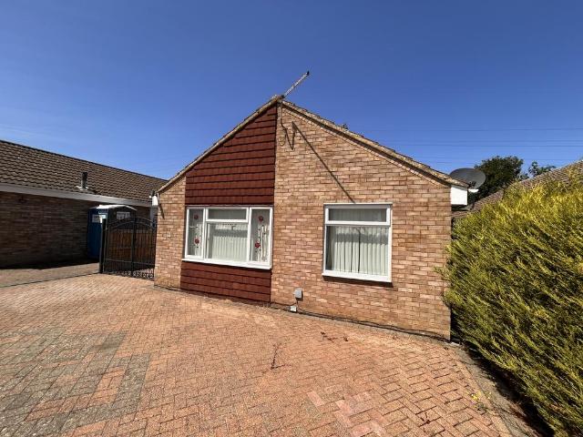 Bungalow for rent in Bedford