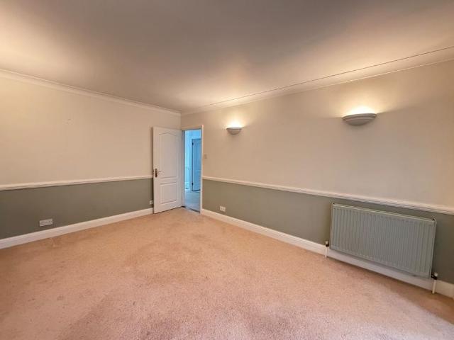 House for rent in Bushey, Hertfordshire