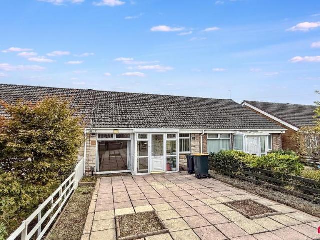 Bungalow for rent in Wales