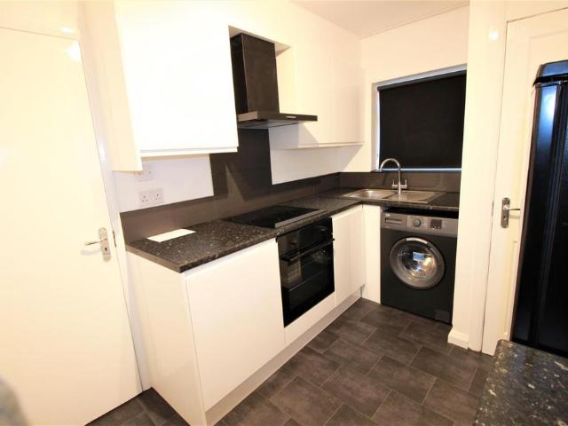 Bungalow for rent in Greater London